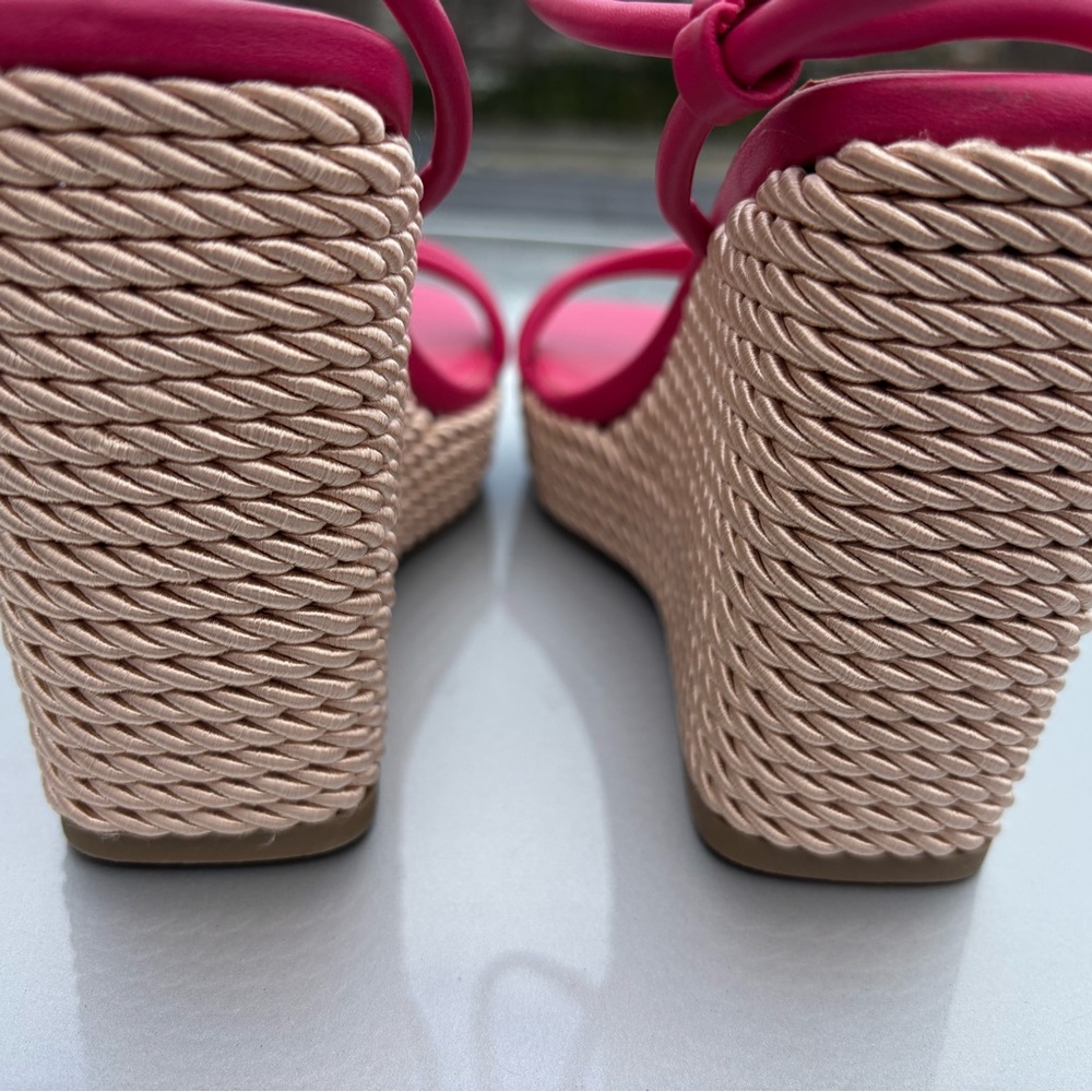 Brand New Wedges By MARC FISHER- Size 6 M - Wedge Height 4 Inches - box 6 - Picture 5 of 6
